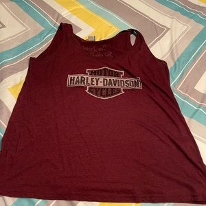 Maroon tank